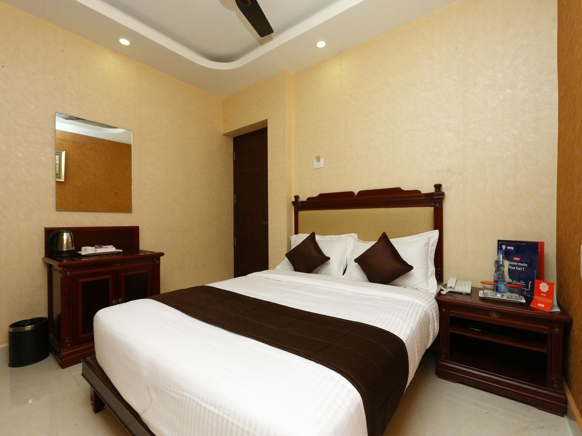 Oyo 10017 Rb Grand Residency Kanchipuram Exterior photo