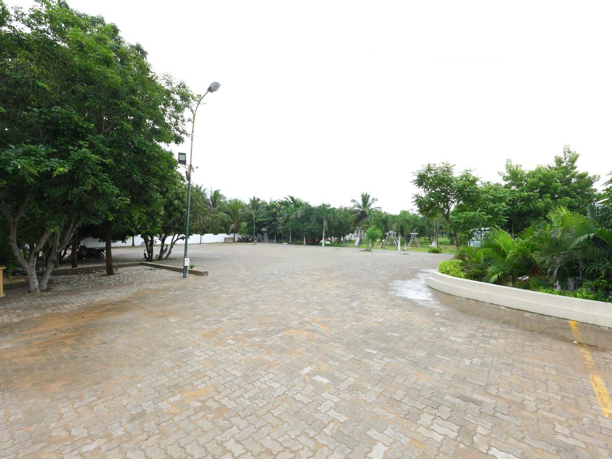 Oyo 10017 Rb Grand Residency Kanchipuram Exterior photo